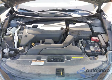 2018 Nissan Altima 2.5 Sr z USA, uszkodzony, nr VIN 1N4AL3AP8JC181685